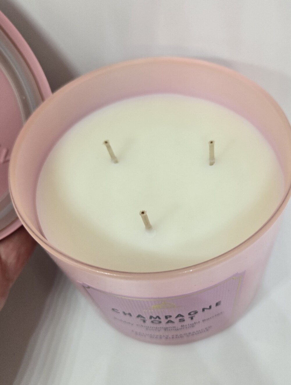 Bath & Body Works CHAMPAGNE TOAST Candle 3-Wick 14.5oz White Barn Scented Large - Picture 2 of 3